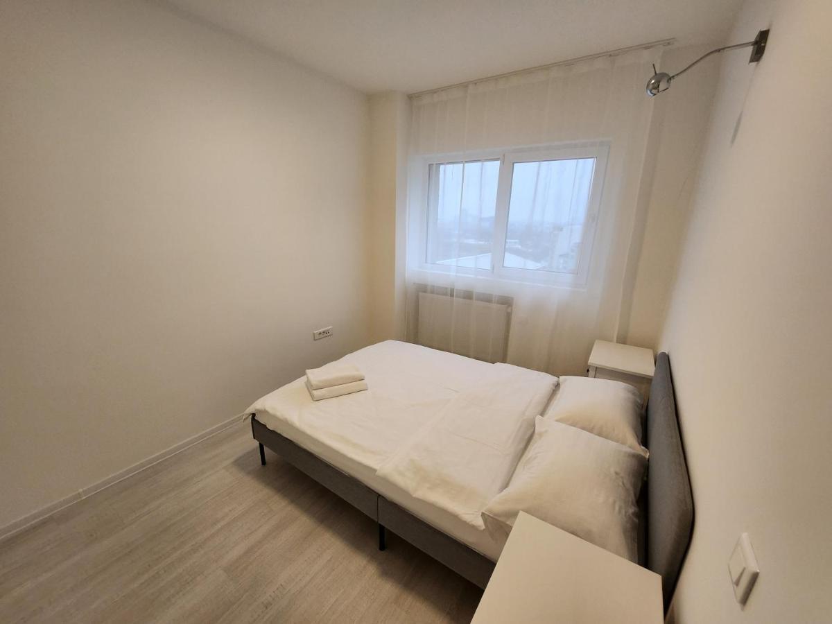 Grand Look & Best Location For Business On Bukarest Exterior foto